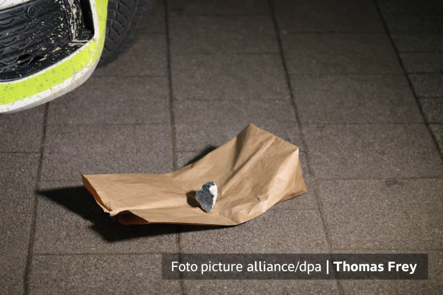 Meteorit schlägt in Wohnhaus ein